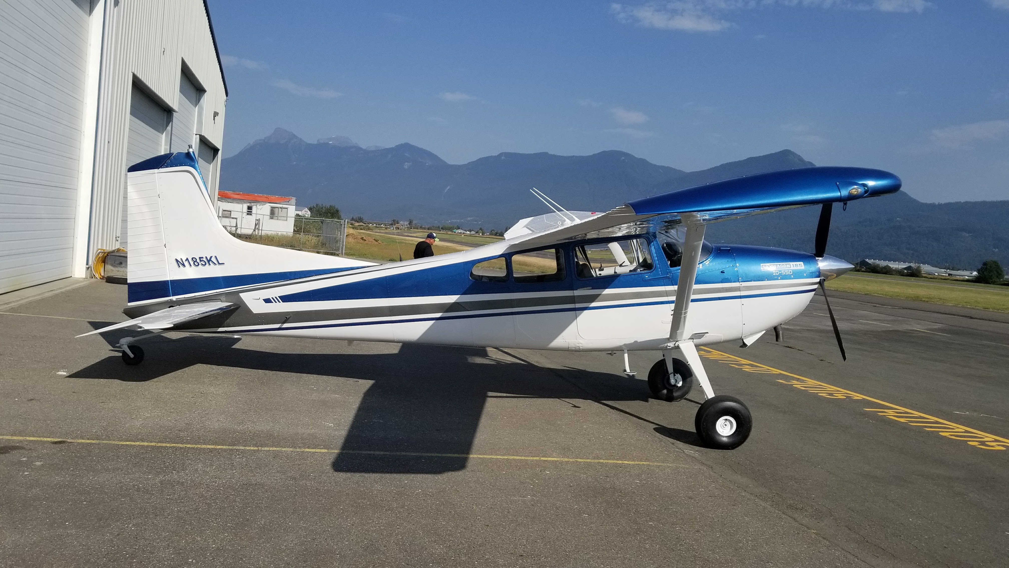 Cessna 185 Paint with Window Replacement Upper Valley